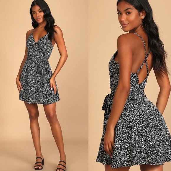 NWT Lulu's Dress Black Floral Mini Dress Size Medium - Picture 10 of 10